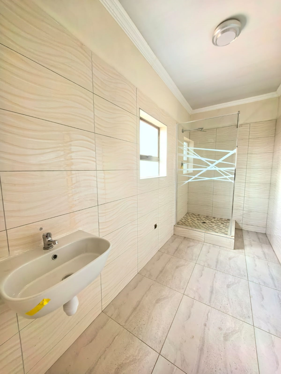 To Let 4 Bedroom Property for Rent in Vaalpark Free State